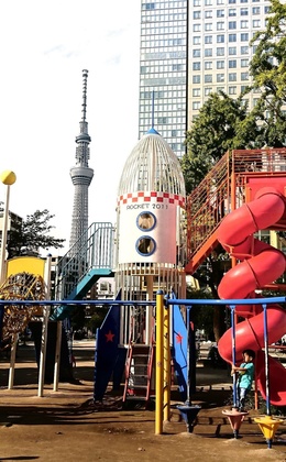 201709251441錦糸公園とスカイツリー.jpg
