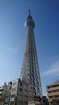 201709251501カラオケスタジオとスカイツリー.jpg
